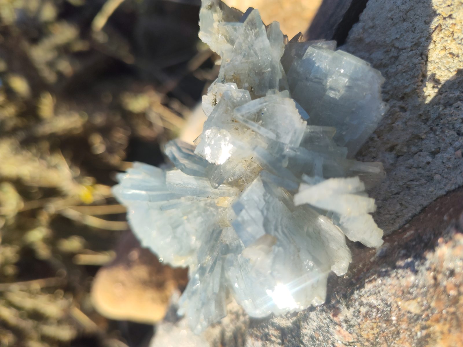 Blue barite